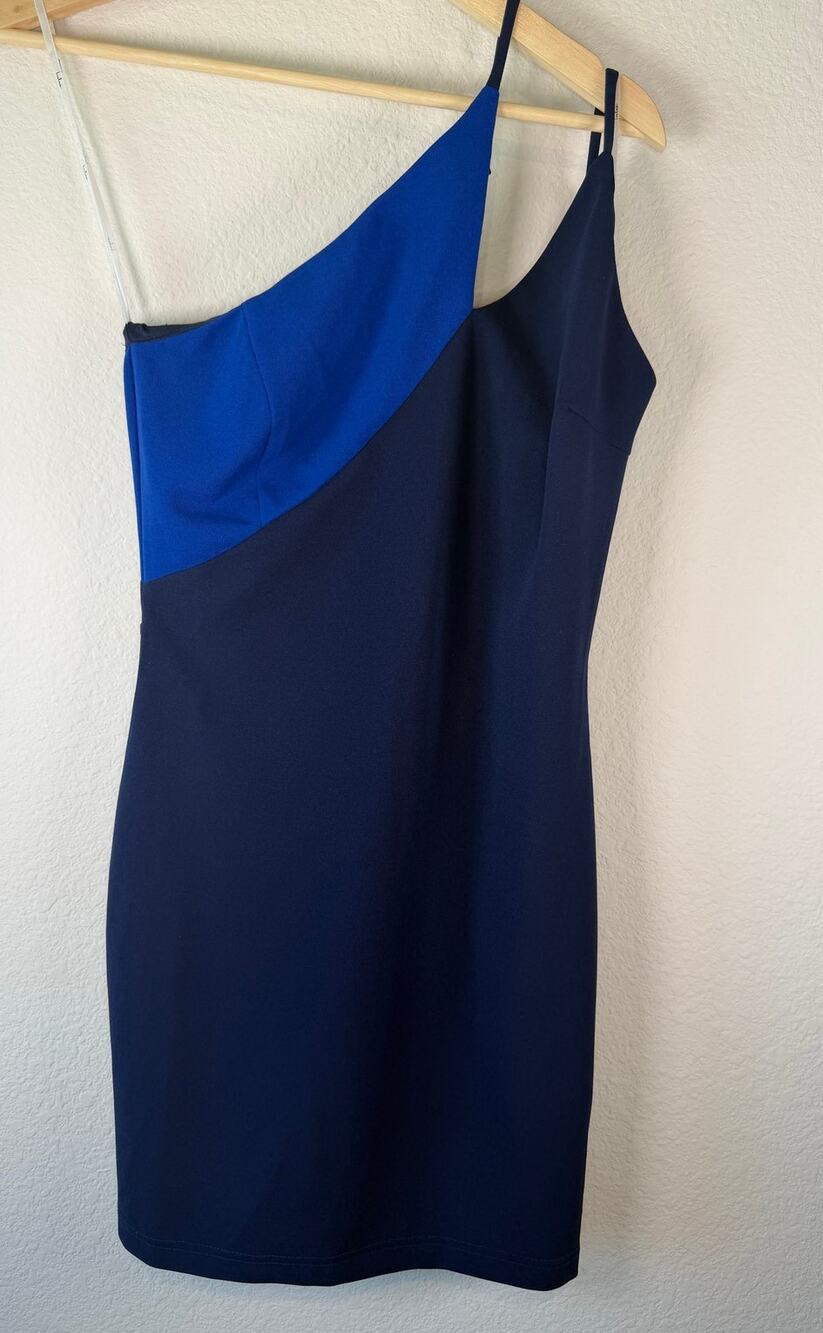 Lulus Cut a Glance Color Block One Shoulder Bodycon Mini Dress Navy Royal Blue M